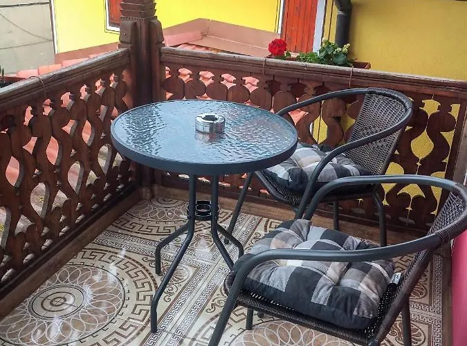 Konukevi за гости бащино огнище