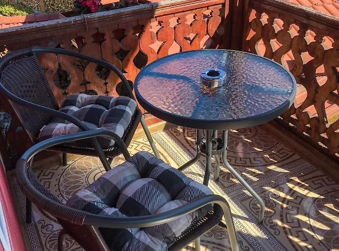 за гости бащино огнище *